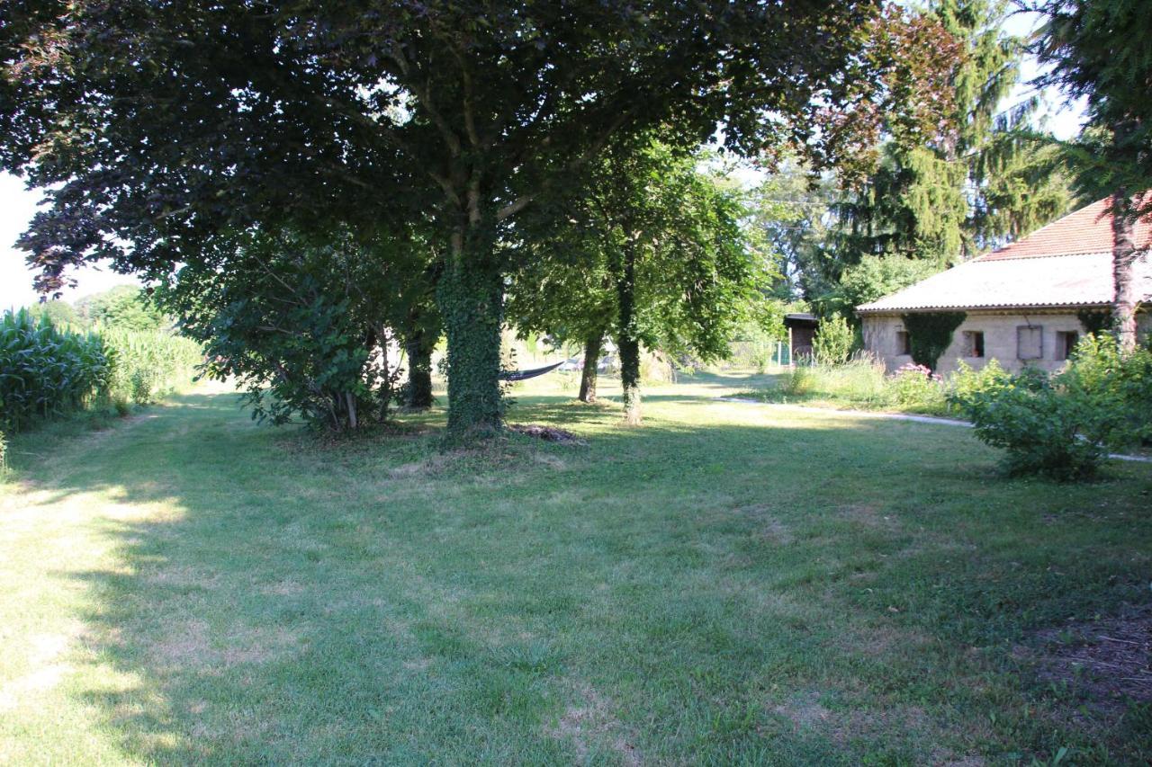 ancienne ferme rénovée Villa Upie Exterior foto